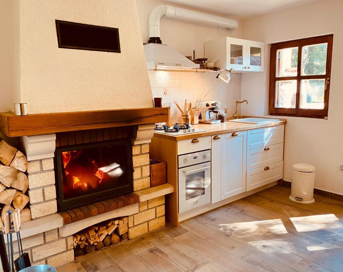 Pine Lodge Hlevci Kültér fotó